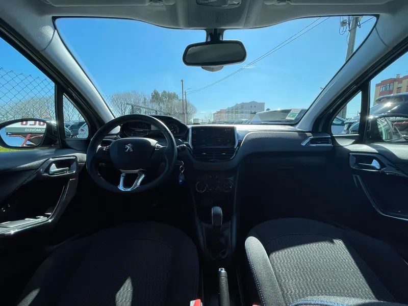 peugeot-208-2018-gasolina-1199cc