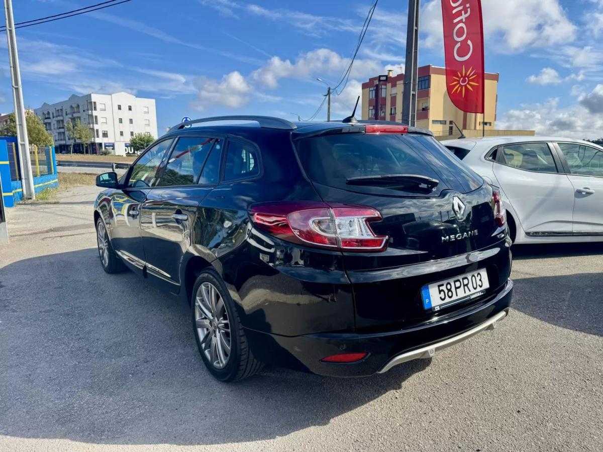 renault-megane-sport-tourer-2015-diesel-1461cc