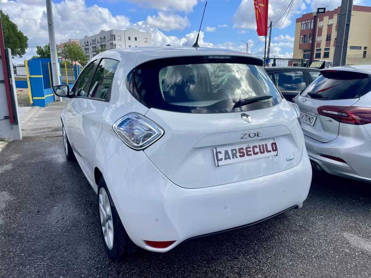 renault-zoe-2019-eletrico-200cc