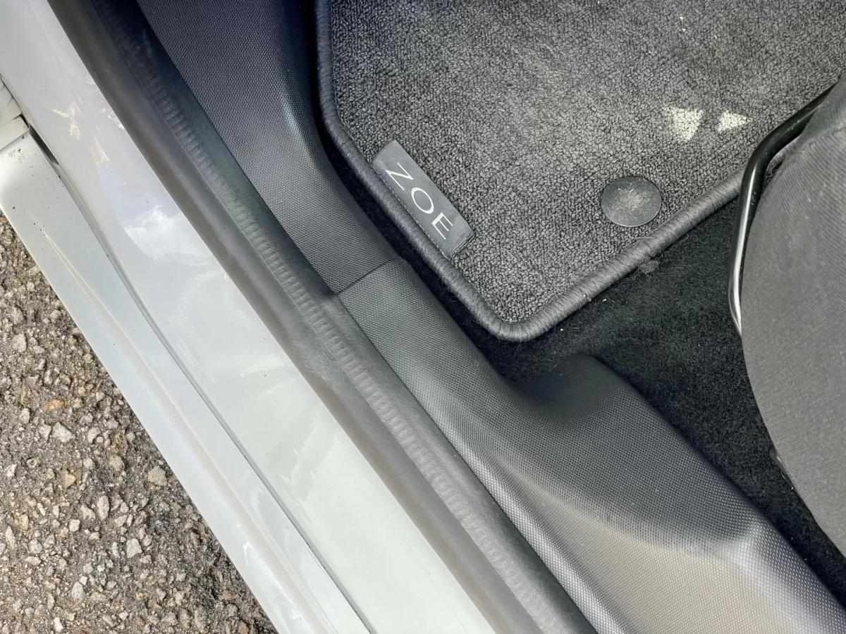 renault-zoe-2019-eletrico-200cc