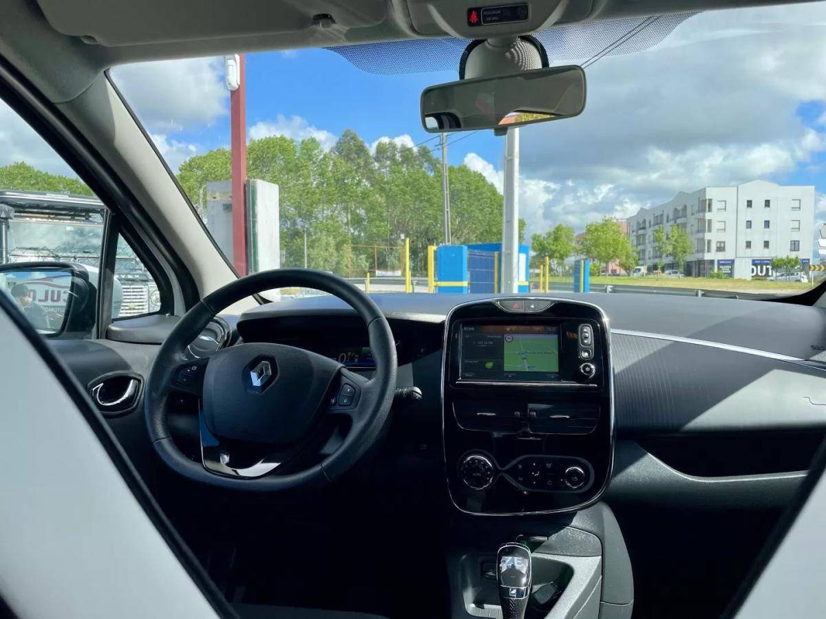 renault-zoe-2019-eletrico-200cc