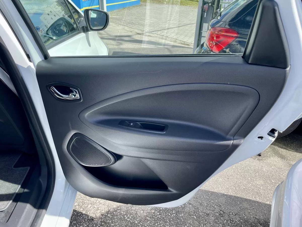 renault-zoe-2019-eletrico-200cc