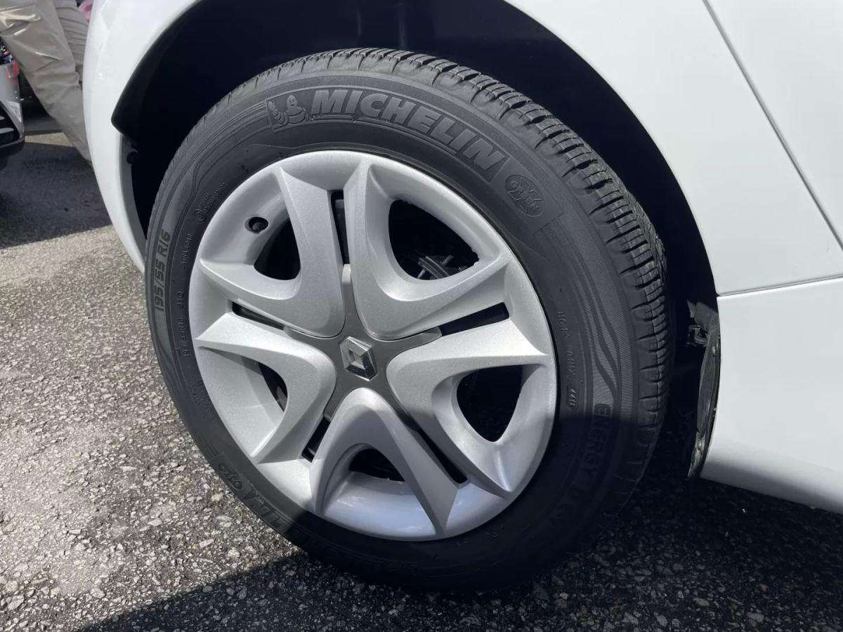 renault-zoe-2019-eletrico-200cc