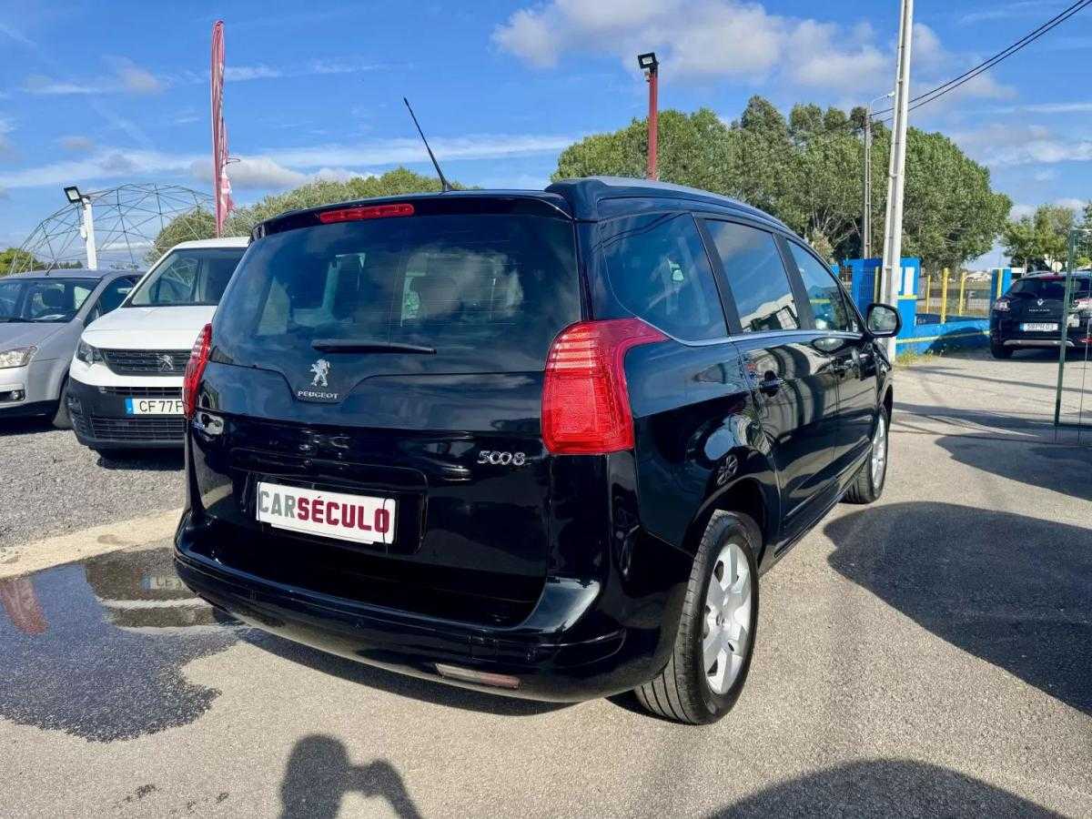 peugeot-5008-2016-diesel-1560cc