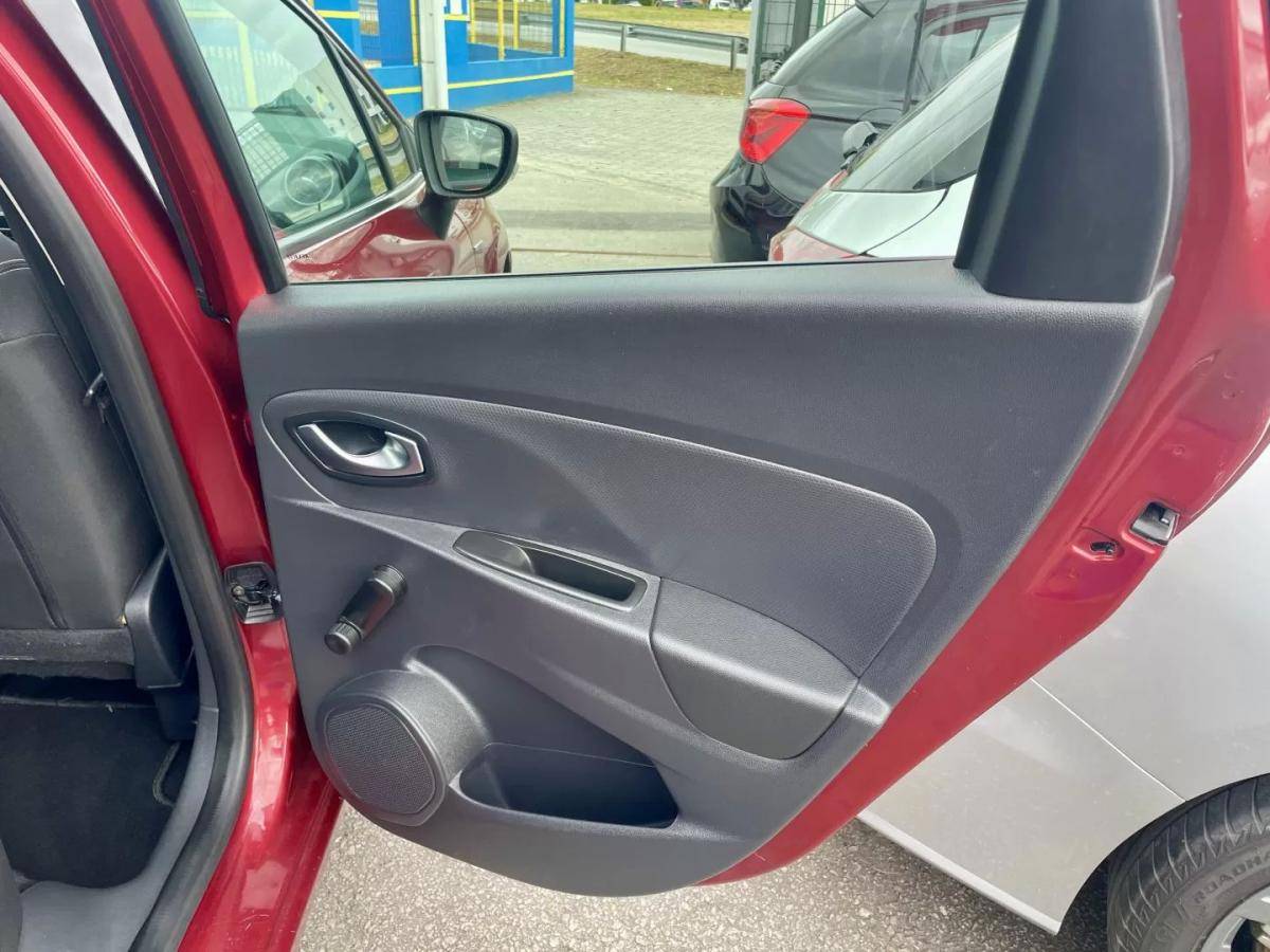 renault-clio-sport-tourer-2018-gasolina-1149cc