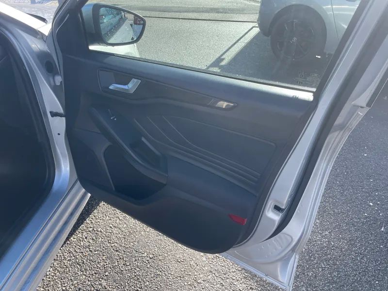 ford-focus-sw-2023-gasolina-998cc