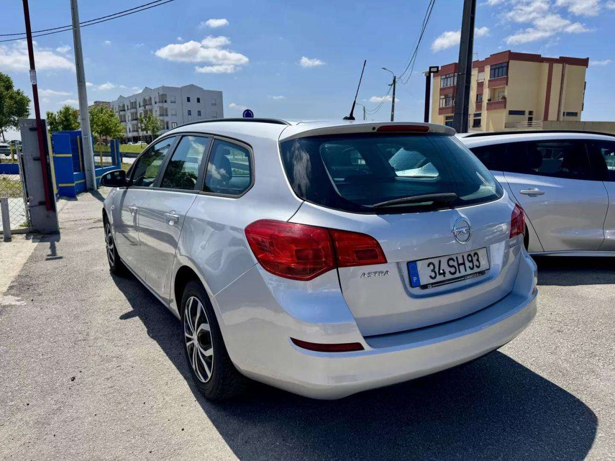 opel-astra-2012-diesel-1248cc