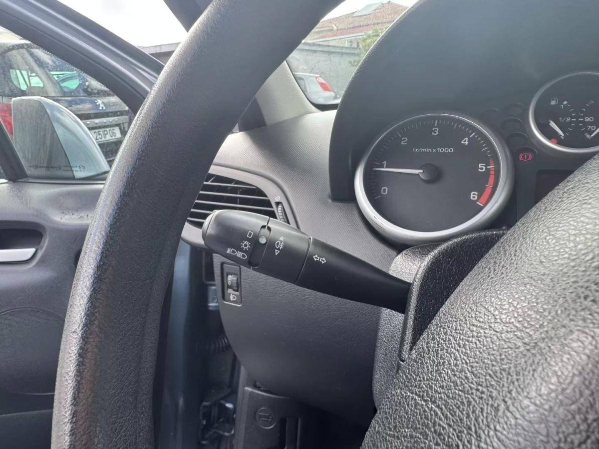 peugeot-207-2007-diesel-1398cc