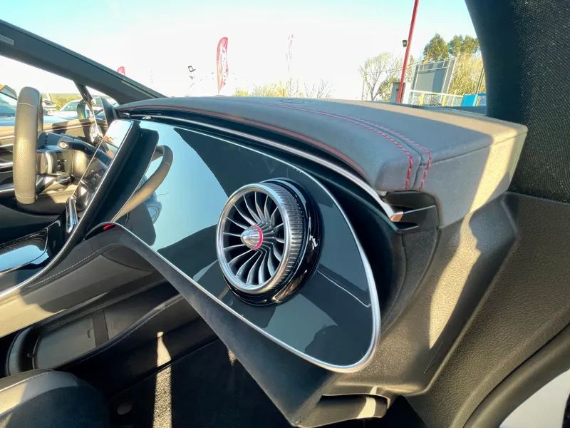 mercedes-benz-eqe-2023-eletrico-0cc