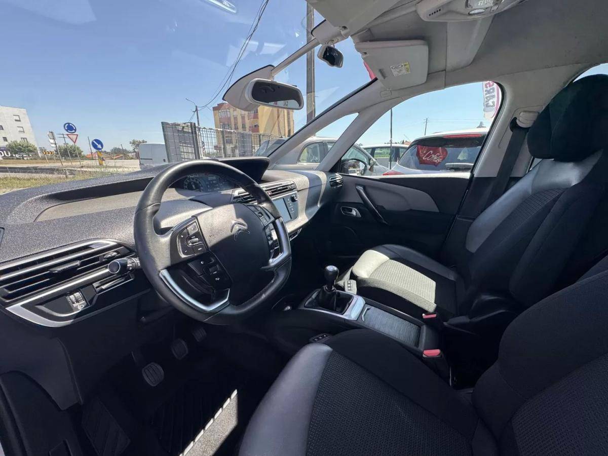 citroen-c4-picasso-2015-diesel-1560cc