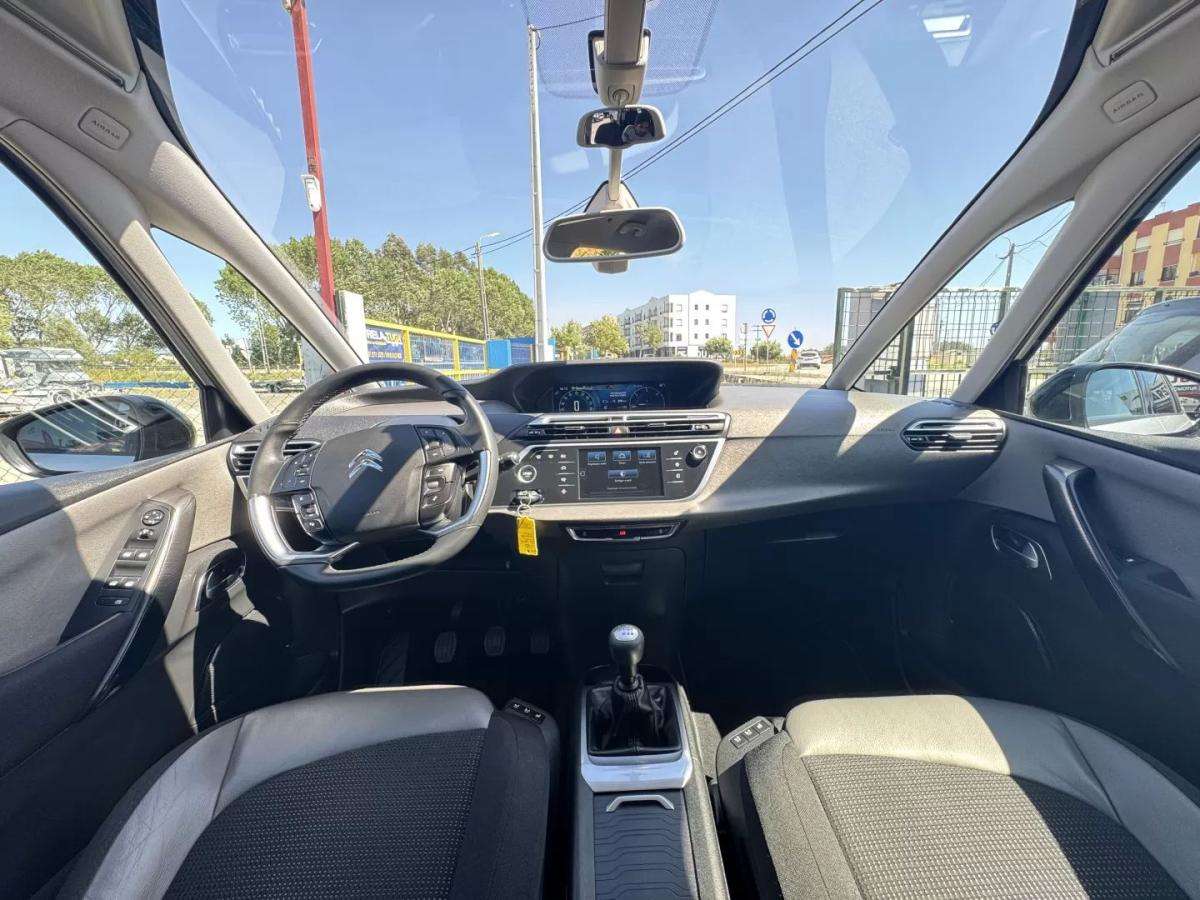 citroen-c4-picasso-2015-diesel-1560cc