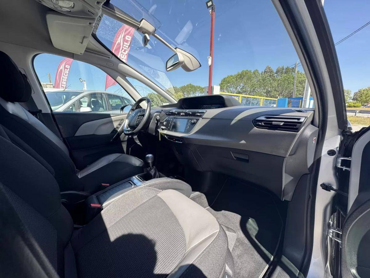 citroen-c4-picasso-2015-diesel-1560cc