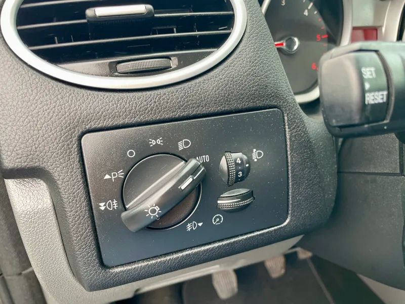 ford-focus-sw-2011-diesel-1560cc