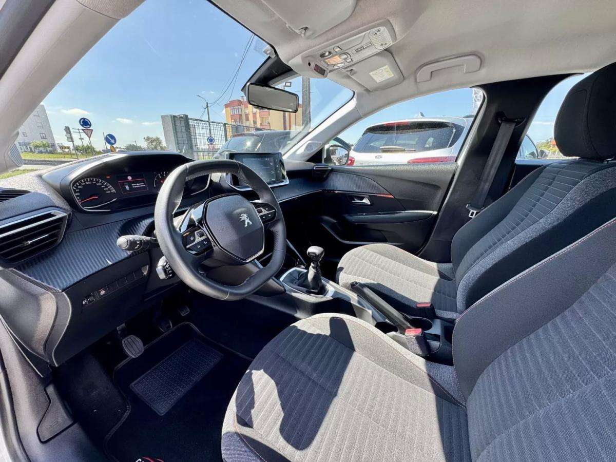 peugeot-208-2021-gasolina-1199cc