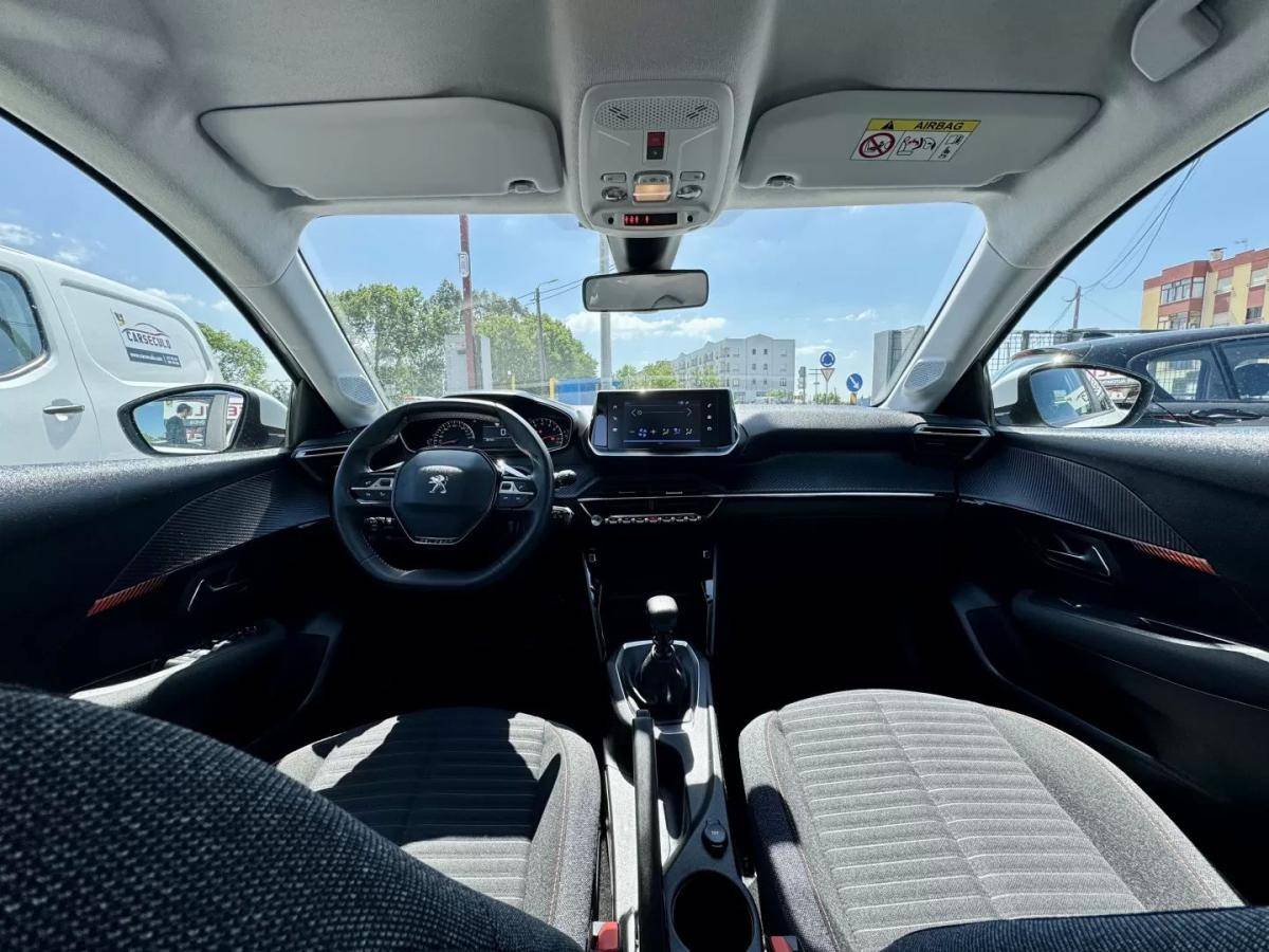 peugeot-208-2021-gasolina-1199cc