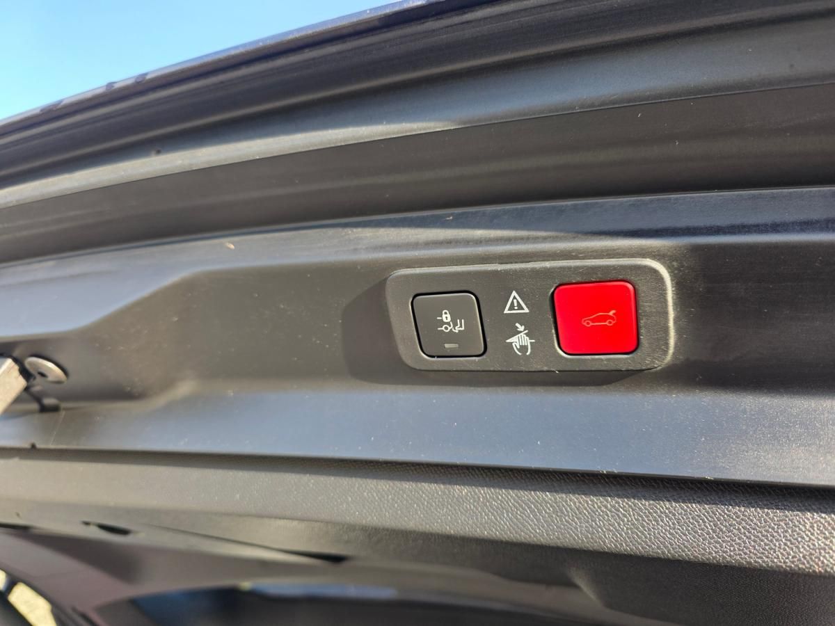peugeot-5008-2018-diesel-1560cc