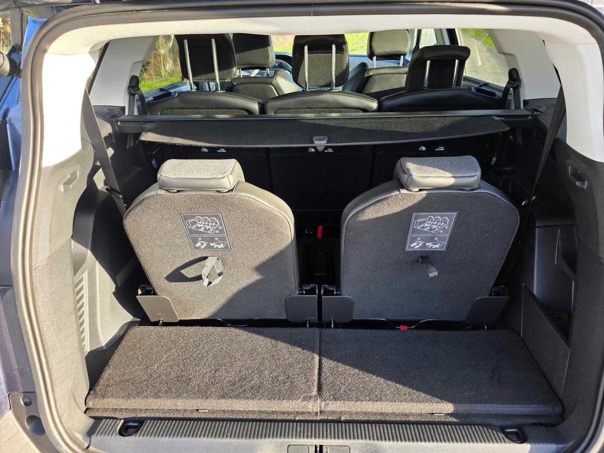 peugeot-5008-2018-diesel-1560cc
