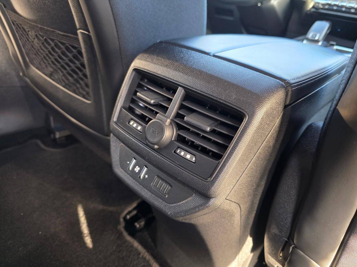 peugeot-5008-2018-diesel-1560cc