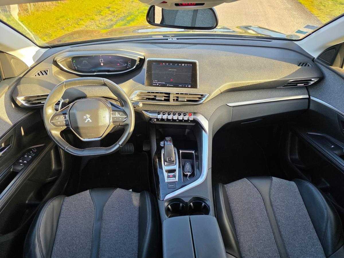 peugeot-5008-2018-diesel-1560cc