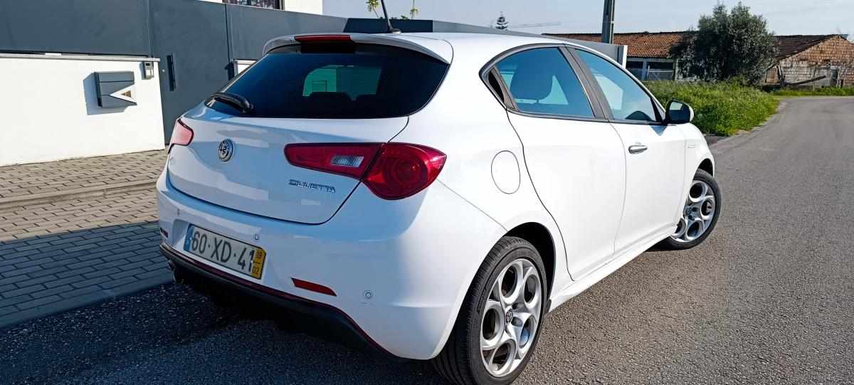 alfa-romeo-giulietta-1-6-jtdm-16v-2019-diesel-1598cc