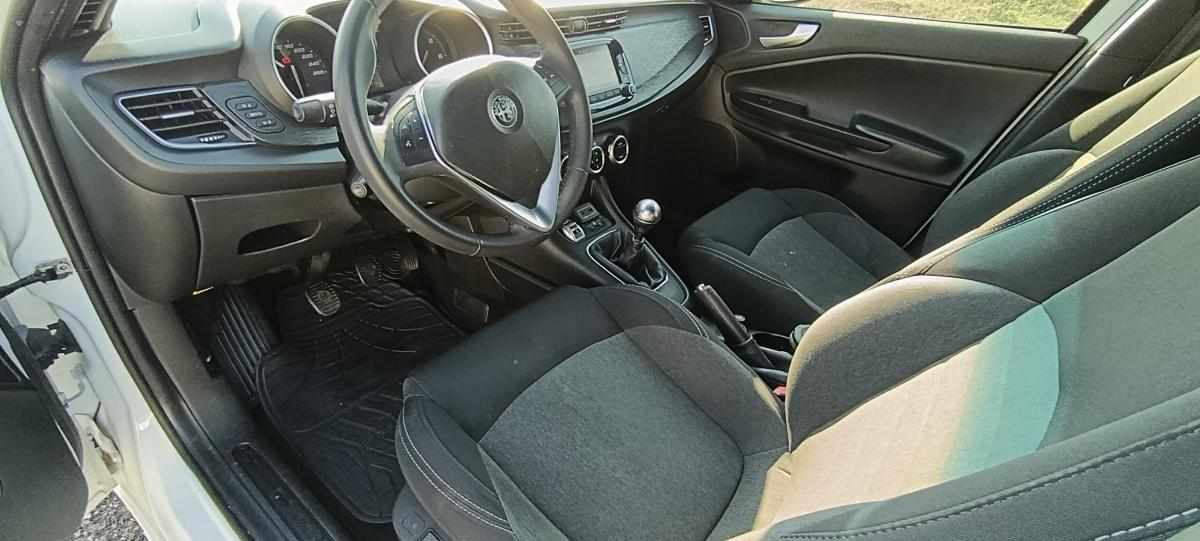 alfa-romeo-giulietta-1-6-jtdm-16v-2019-diesel-1598cc