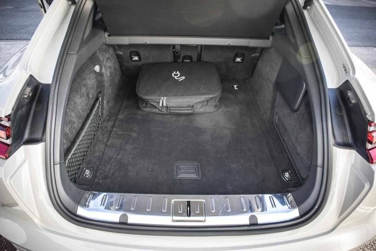 porsche-panamera-4-e-hybrid-2017-gasolina-2894cc