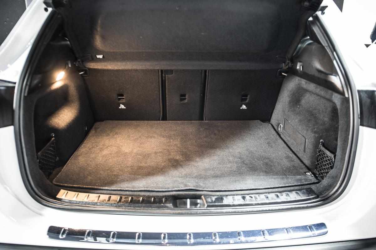 mercedes-benz-eqa-250-2022-eletrico