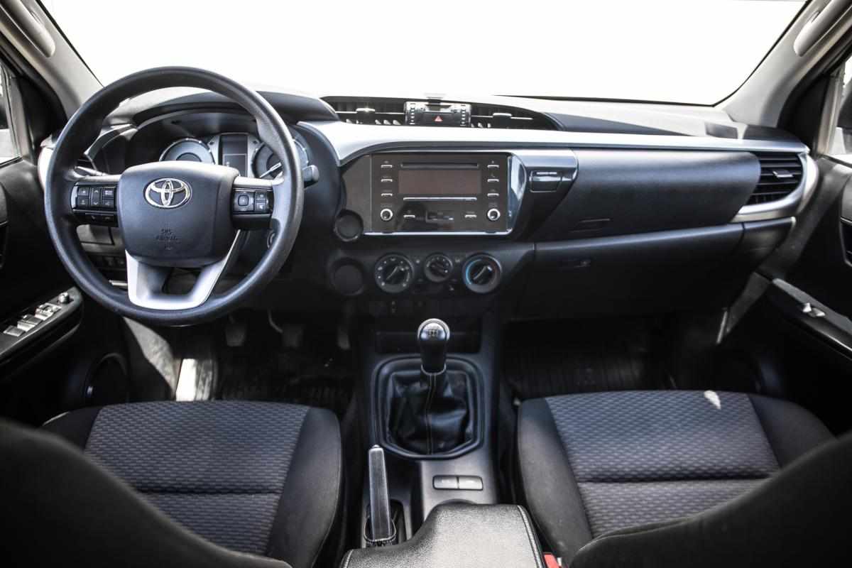 toyota-hilux-2-4-4wd-2022-diesel-2393cc