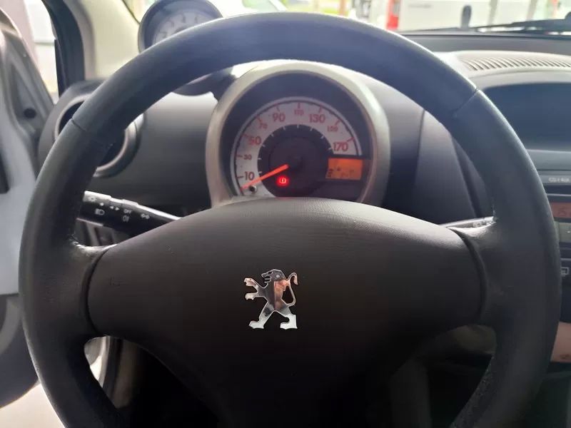 peugeot-107-2011-gasolina-998cc