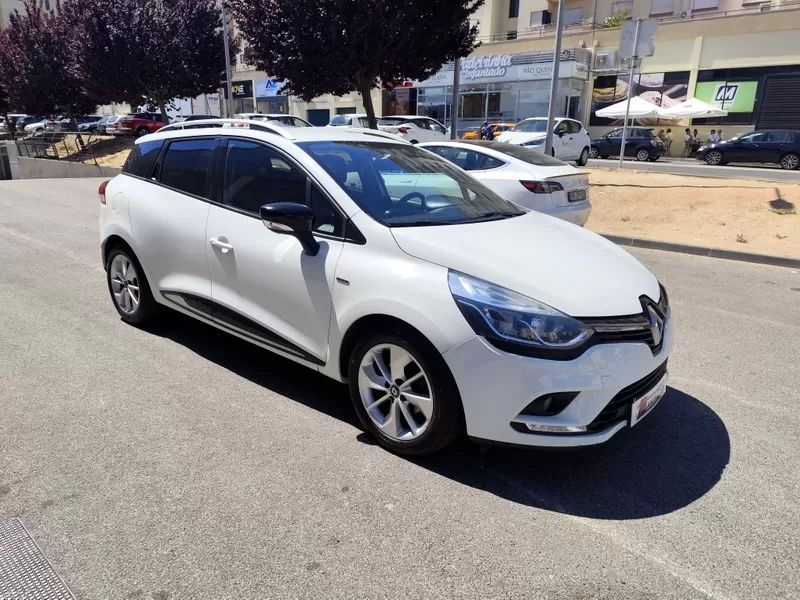 renault-clio-sport-tourer-2018-diesel-1461cc