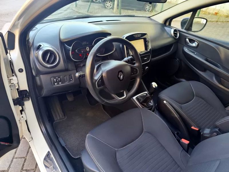 renault-clio-sport-tourer-2018-diesel-1461cc
