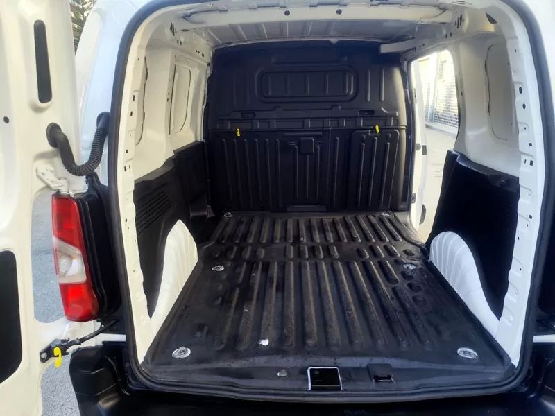 peugeot-partner-2022-diesel-1500cc