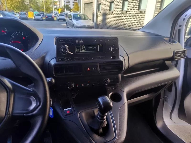 peugeot-partner-2022-diesel-1500cc