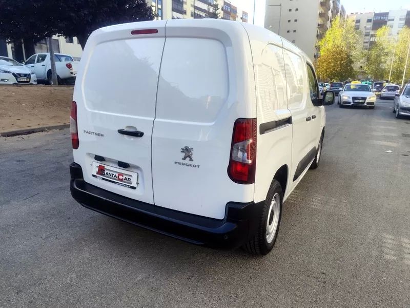 peugeot-partner-2022-diesel-1500cc