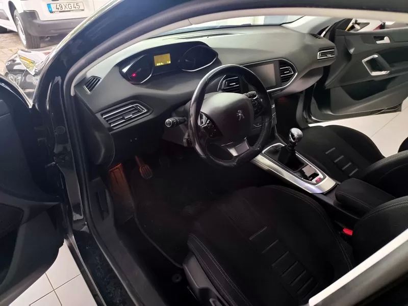 peugeot-308-2014-gasolina-1199cc