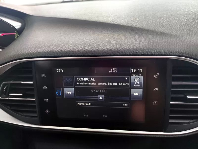 peugeot-308-2014-gasolina-1199cc