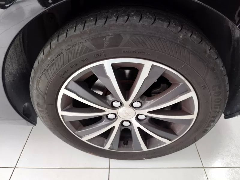 peugeot-308-2014-gasolina-1199cc