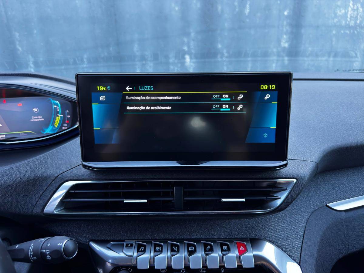 peugeot-3008-2021-hibrido-a-gasolina-1598cc