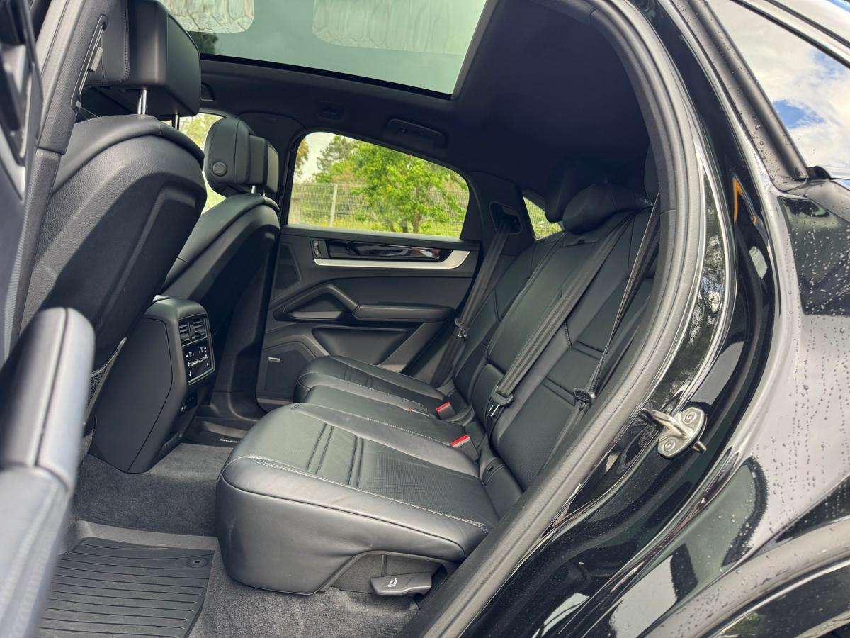 porsche-cayenne-2024-hibrido-a-gasolina-2995cc