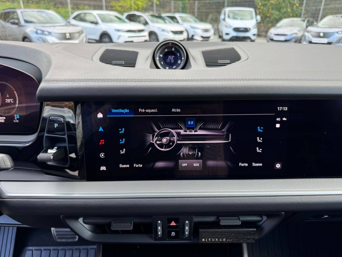 porsche-cayenne-2024-hibrido-a-gasolina-2995cc