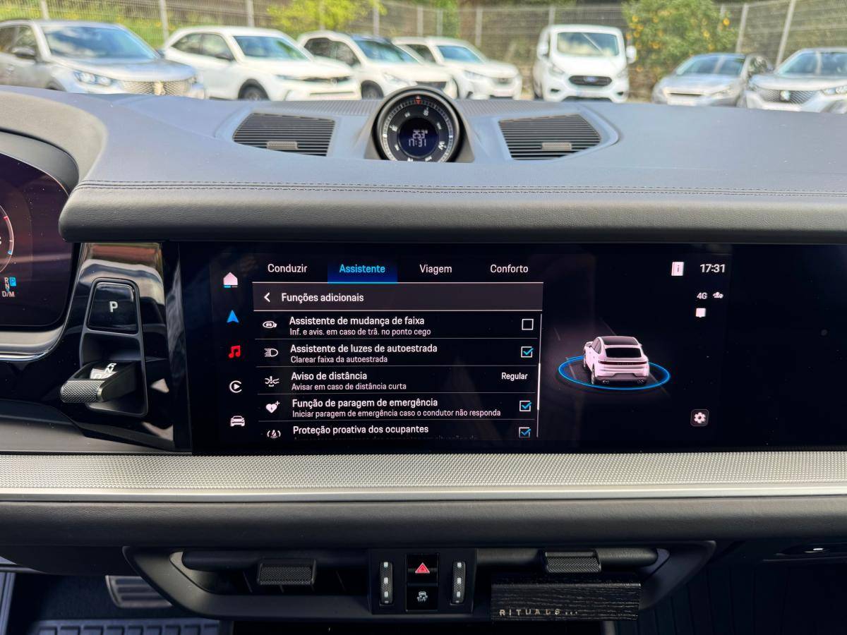 porsche-cayenne-2024-hibrido-a-gasolina-2995cc