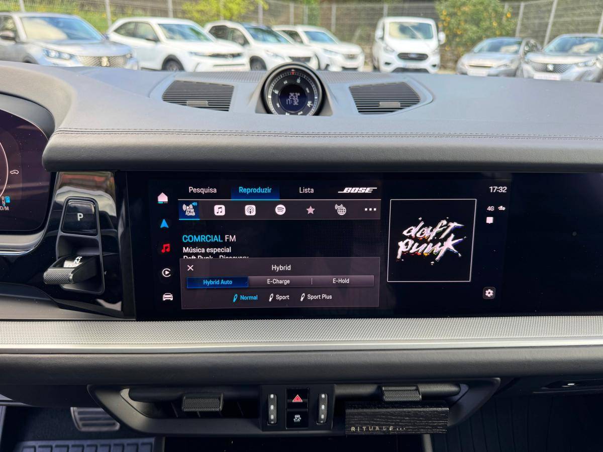 porsche-cayenne-2024-hibrido-a-gasolina-2995cc