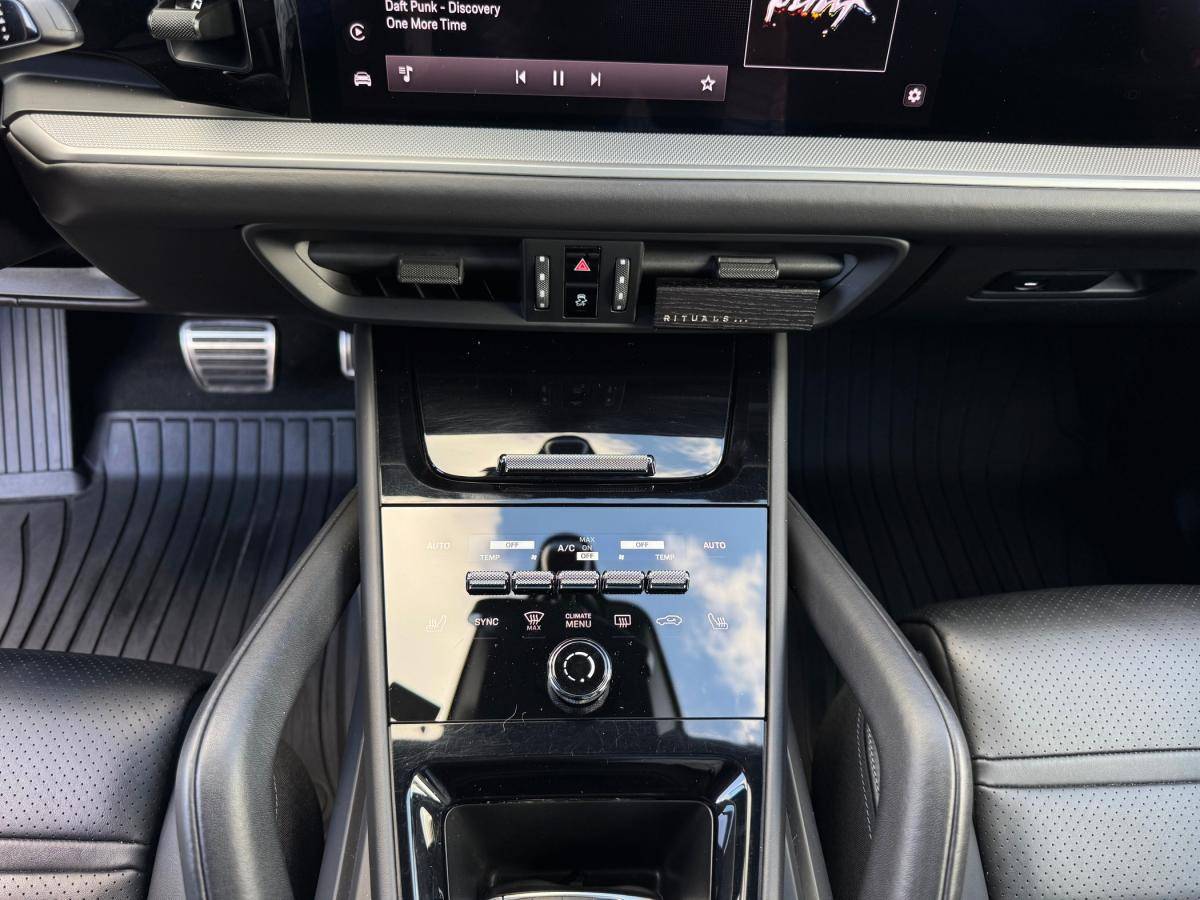 porsche-cayenne-2024-hibrido-a-gasolina-2995cc