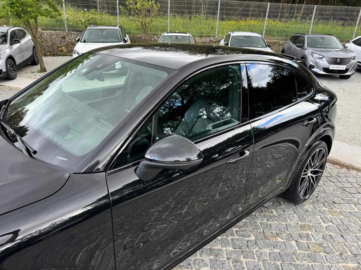 porsche-cayenne-2024-hibrido-a-gasolina-2995cc