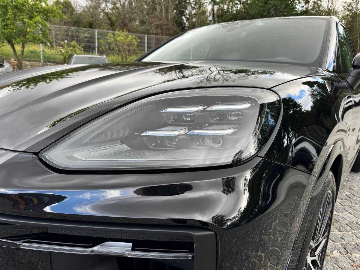 porsche-cayenne-2024-hibrido-a-gasolina-2995cc