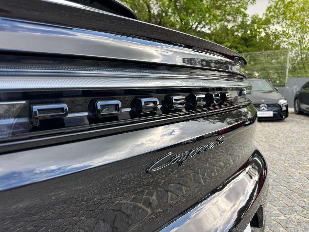 porsche-cayenne-2024-hibrido-a-gasolina-2995cc