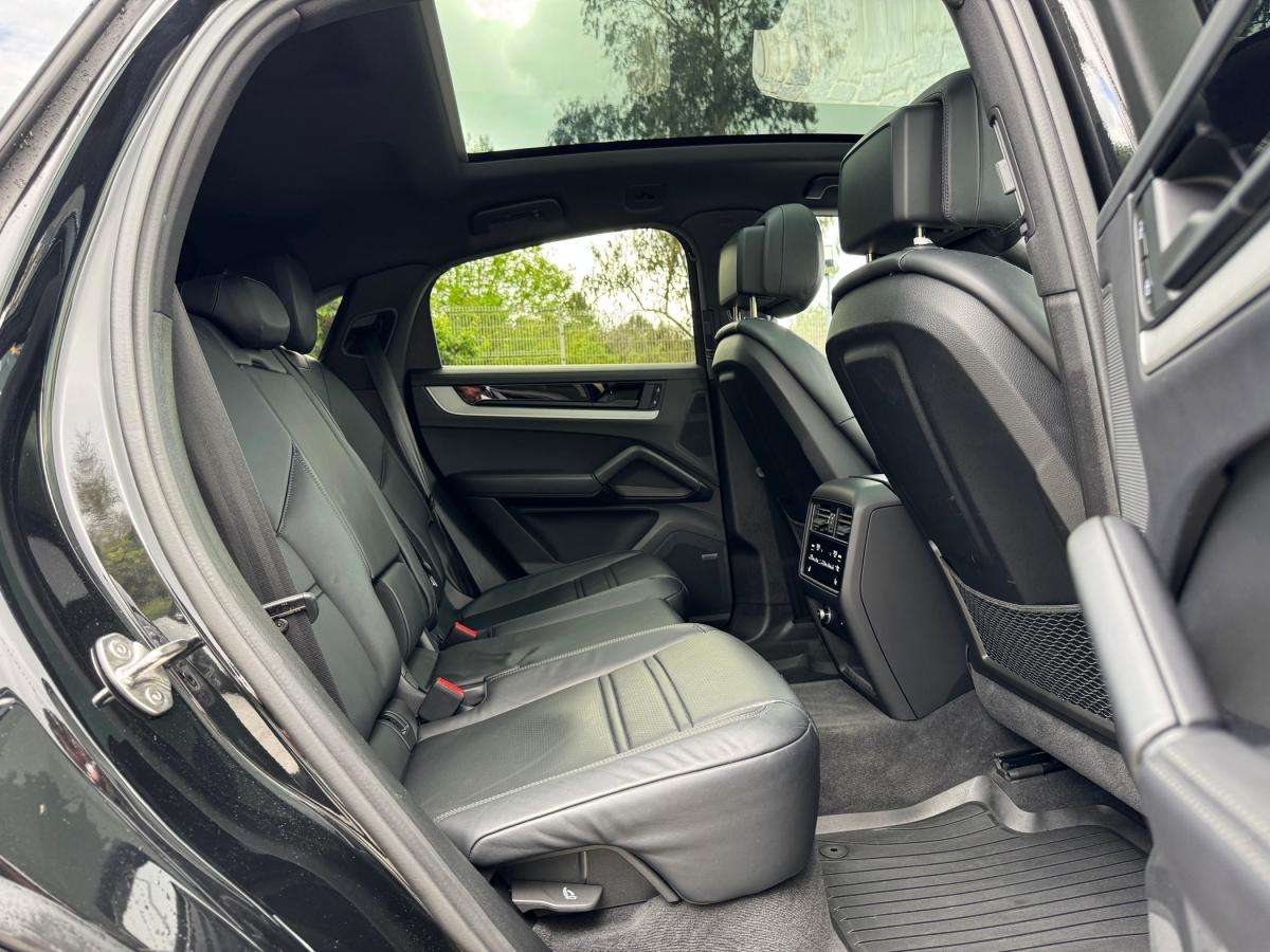 porsche-cayenne-2024-hibrido-a-gasolina-2995cc