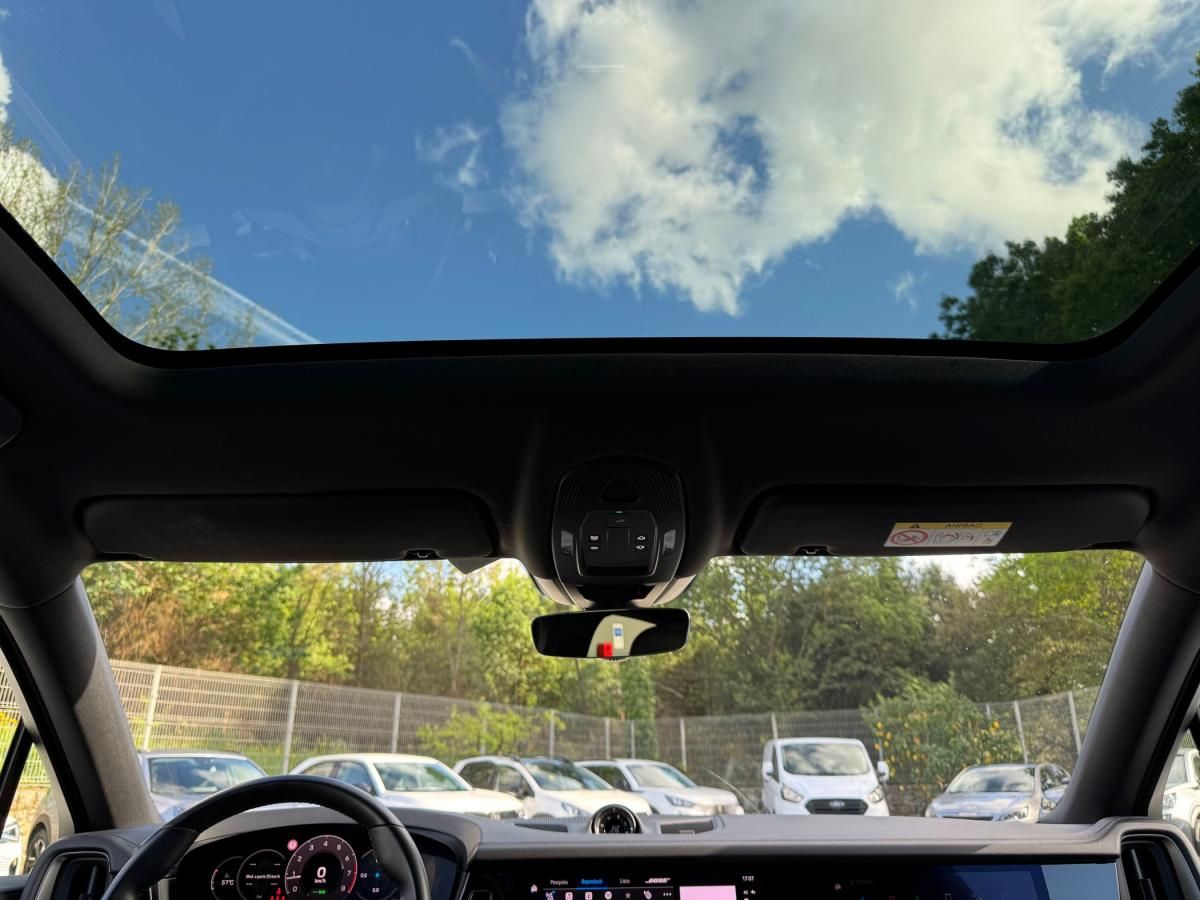 porsche-cayenne-2024-hibrido-a-gasolina-2995cc