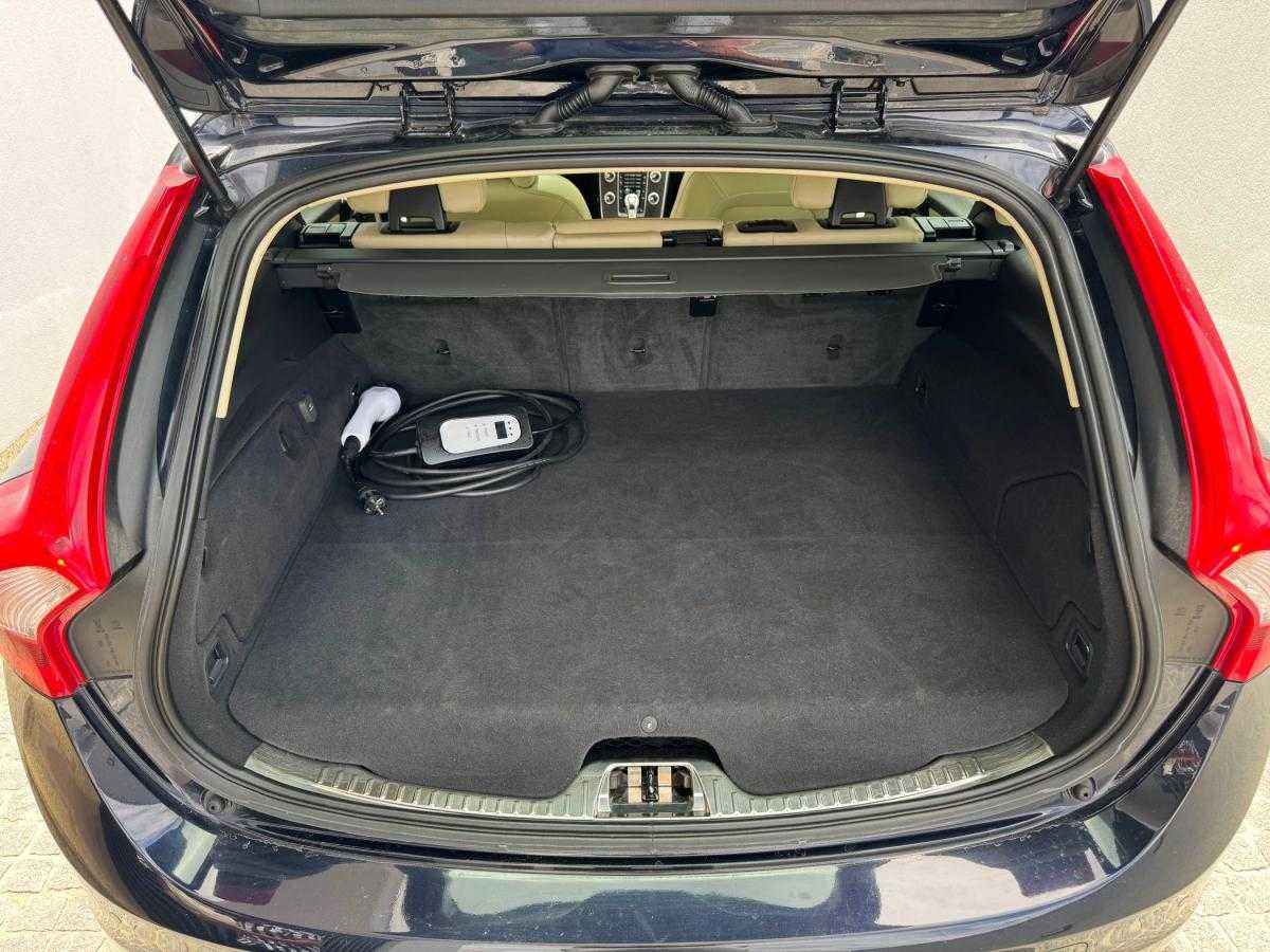 volvo-v60-2015-hibrido-a-diesel-2400cc