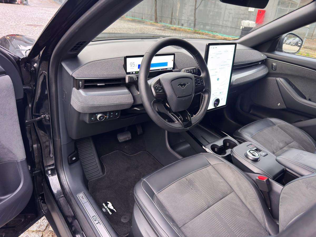 ford-mustang-2022-eletrico-0cc